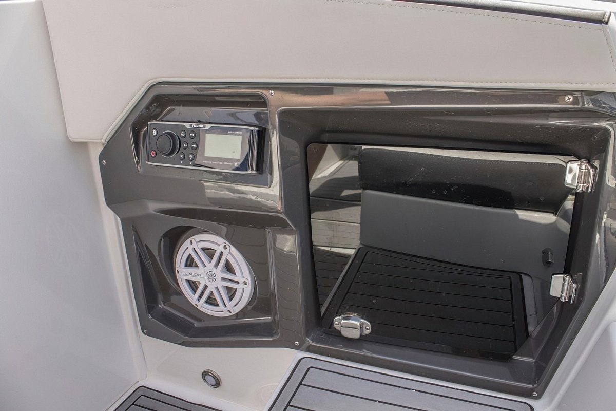 Продается катер Monterey 278 Super Sport